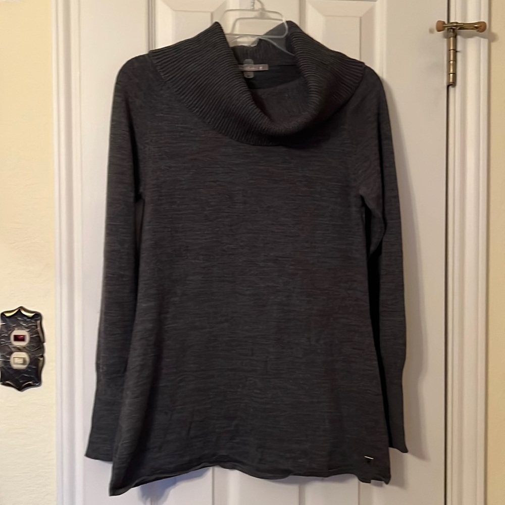 Smartwool cowlneck sweater size M